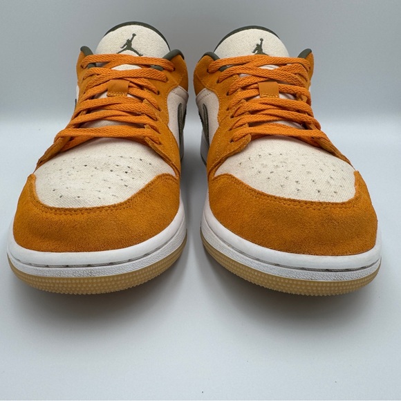Nike Men’s Air Jordan 1 Low SE 'Light Curry', SIZE: 11.5 - Picture 10 of 15
